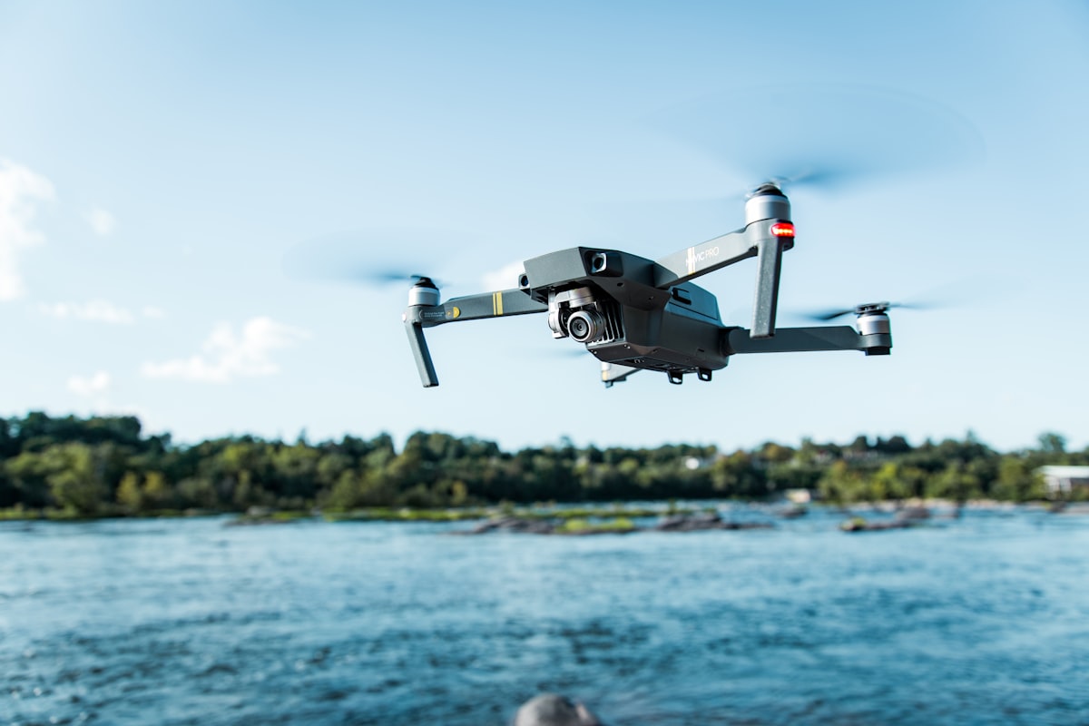 DJI Mini 4 Pro Drone + Fly More Combo photo 2